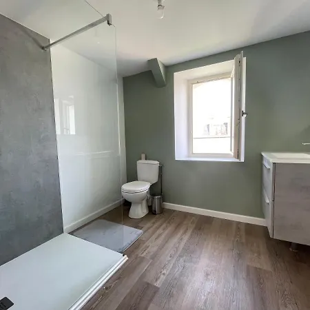 Le Logis De La Place