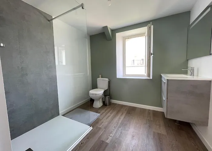 Le Logis De La Place